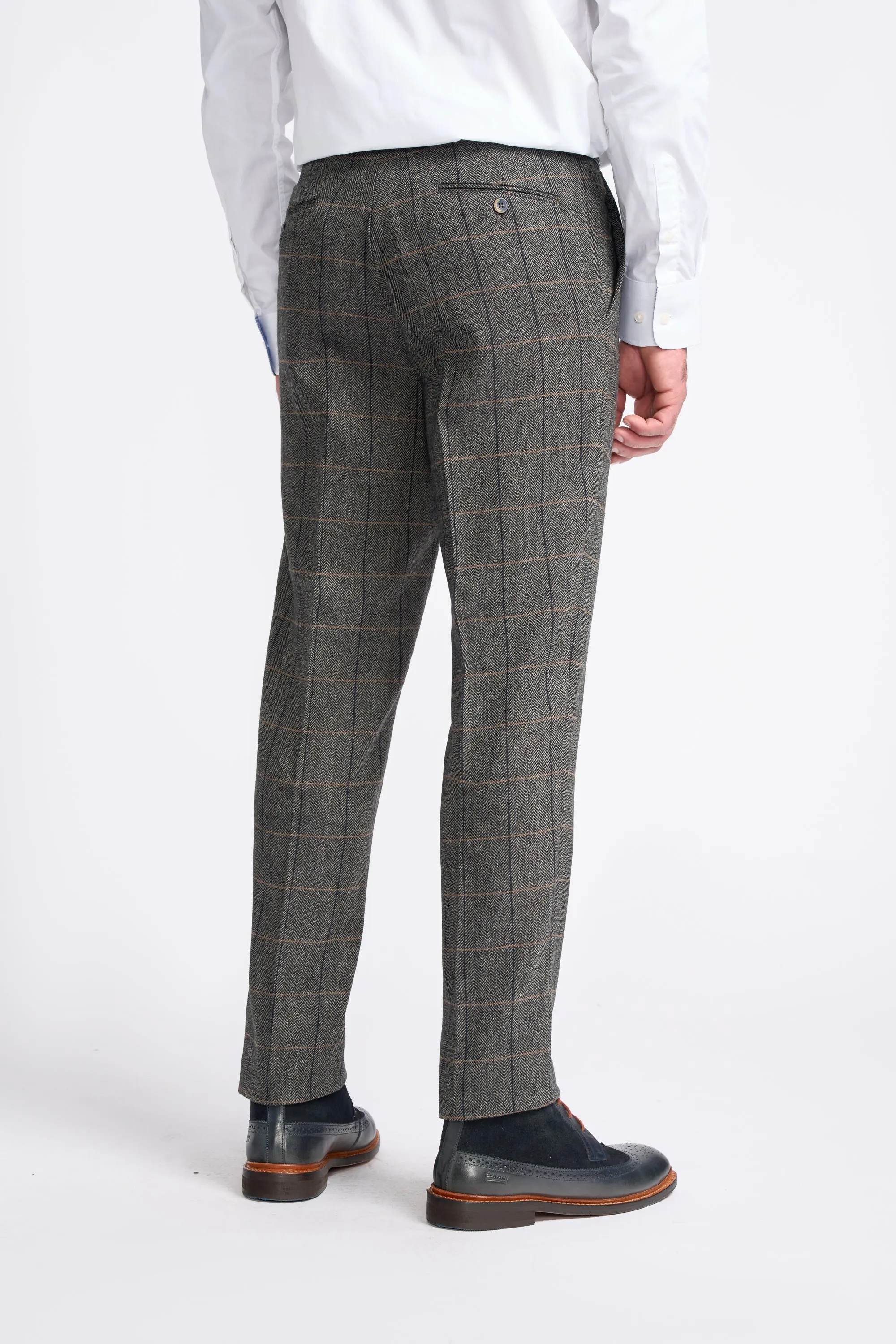 Albert Grey Short Tweed Three Piece Suit