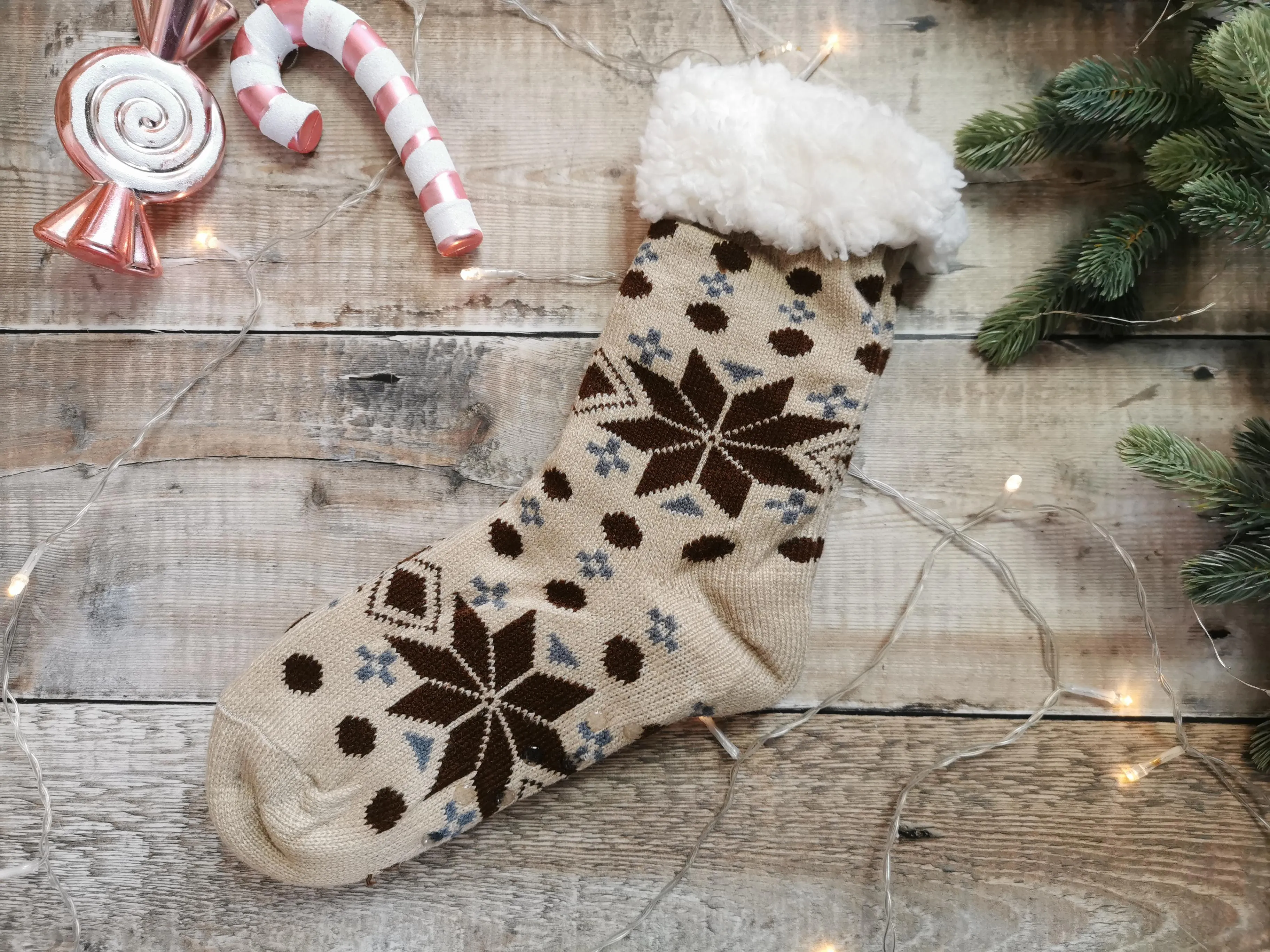 Beige Snowflake Fleece Lined Chunky Knit Slipper Socks