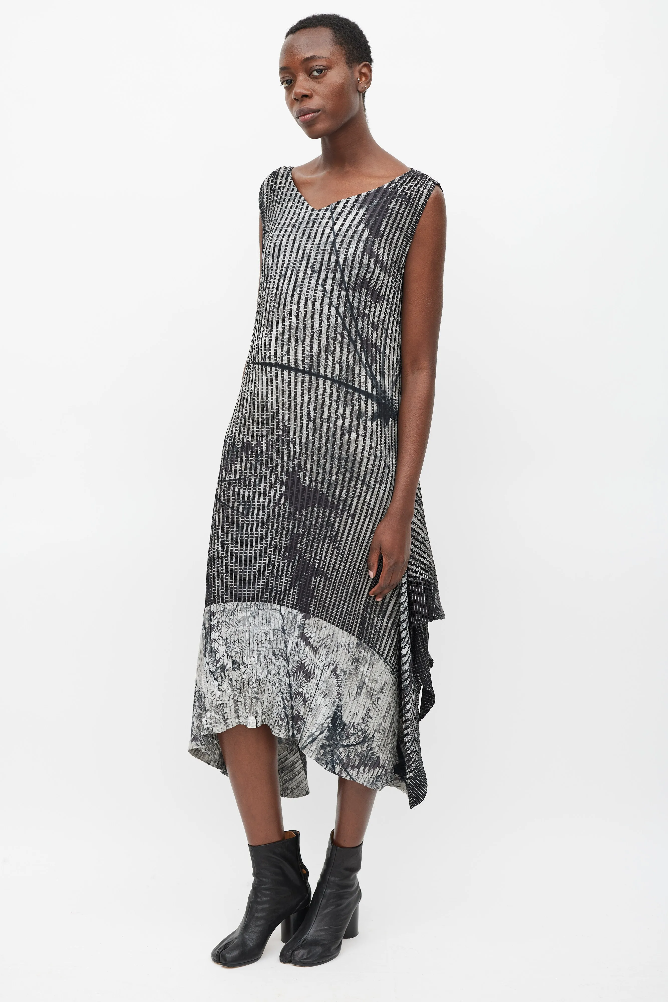 Black & Grey Pleated Double Wrap Dress