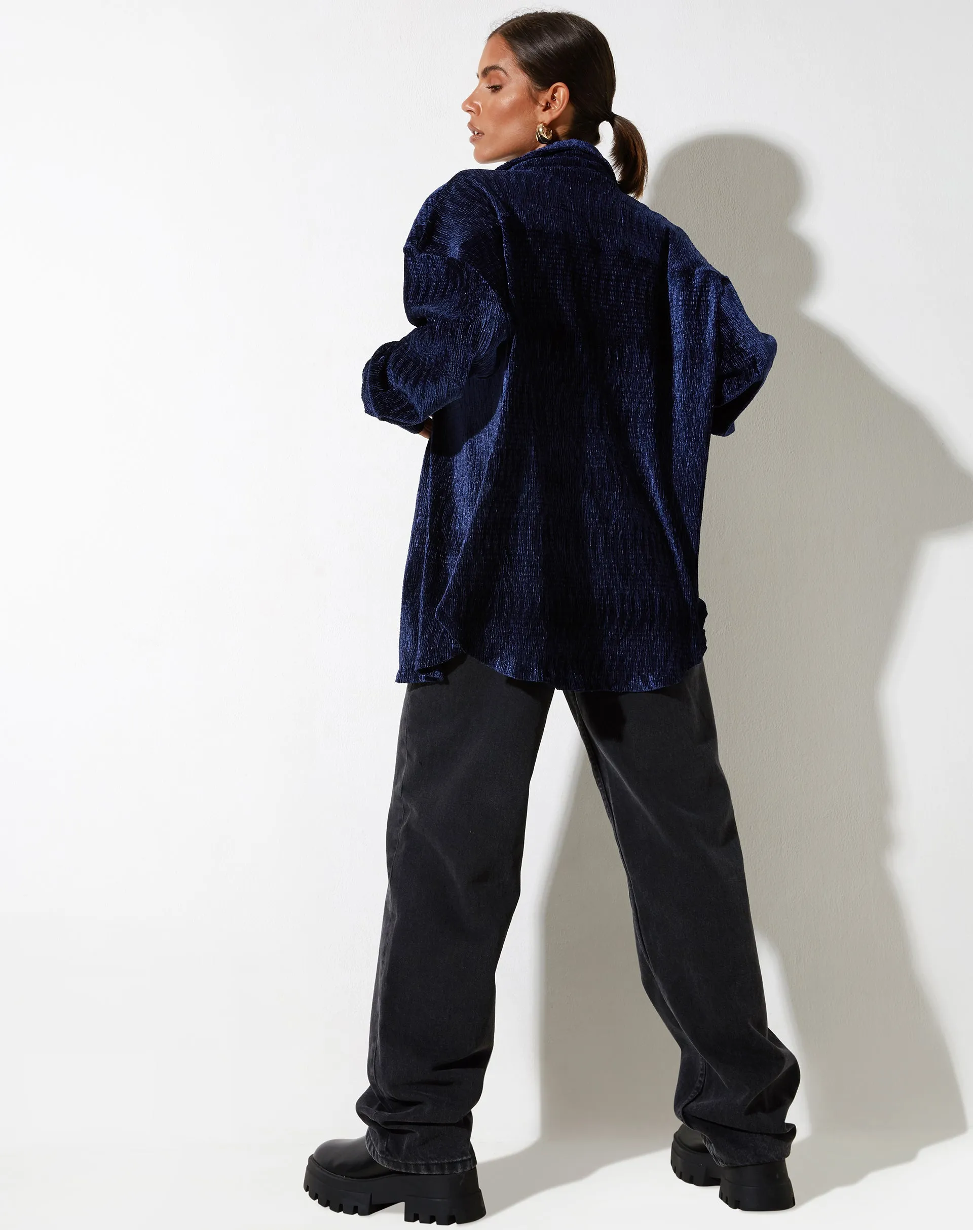 Dael Oversized Shirt in Velvet Navy