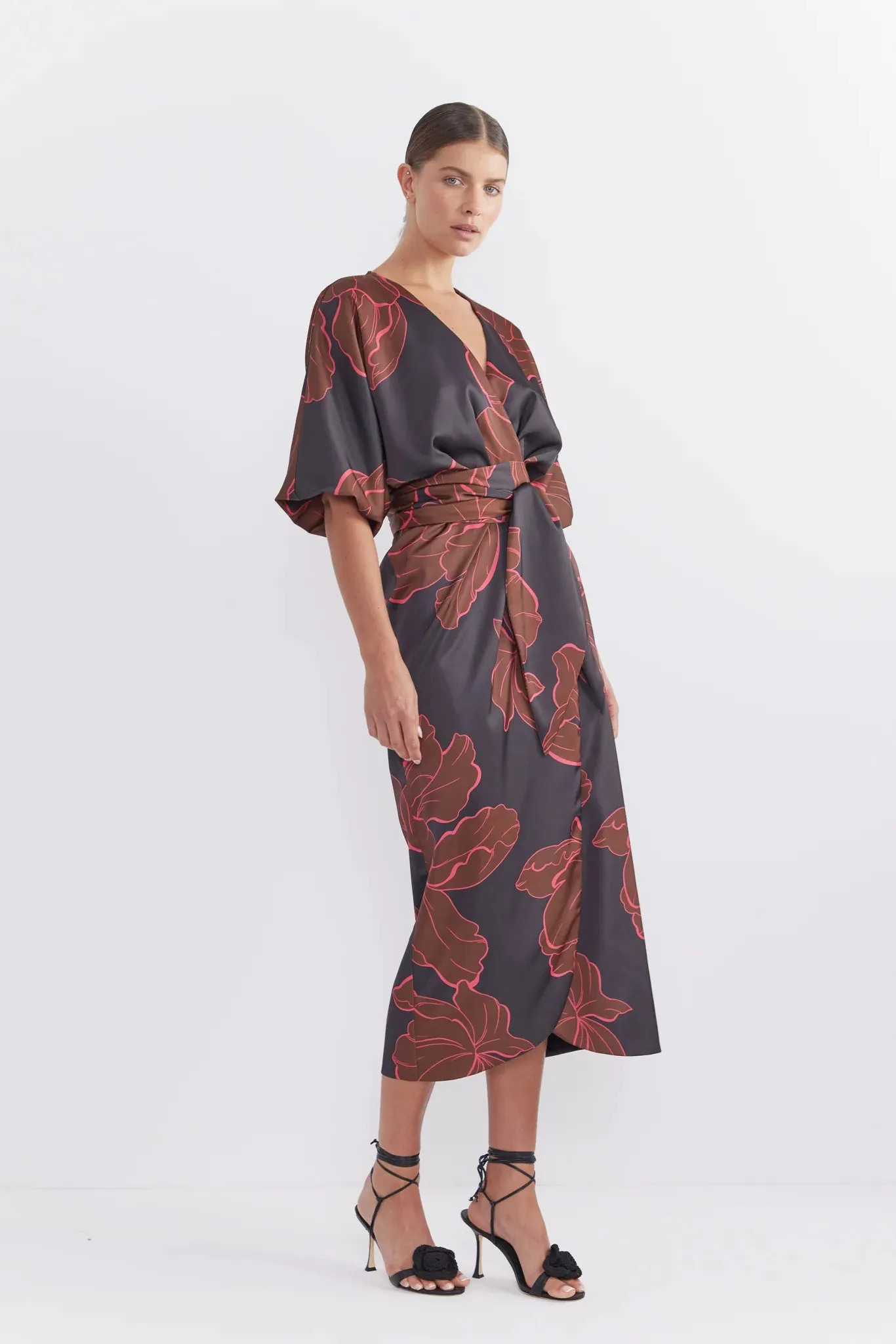 Pasducahs - Farrah Floral Print Wrap Sleeved Midi