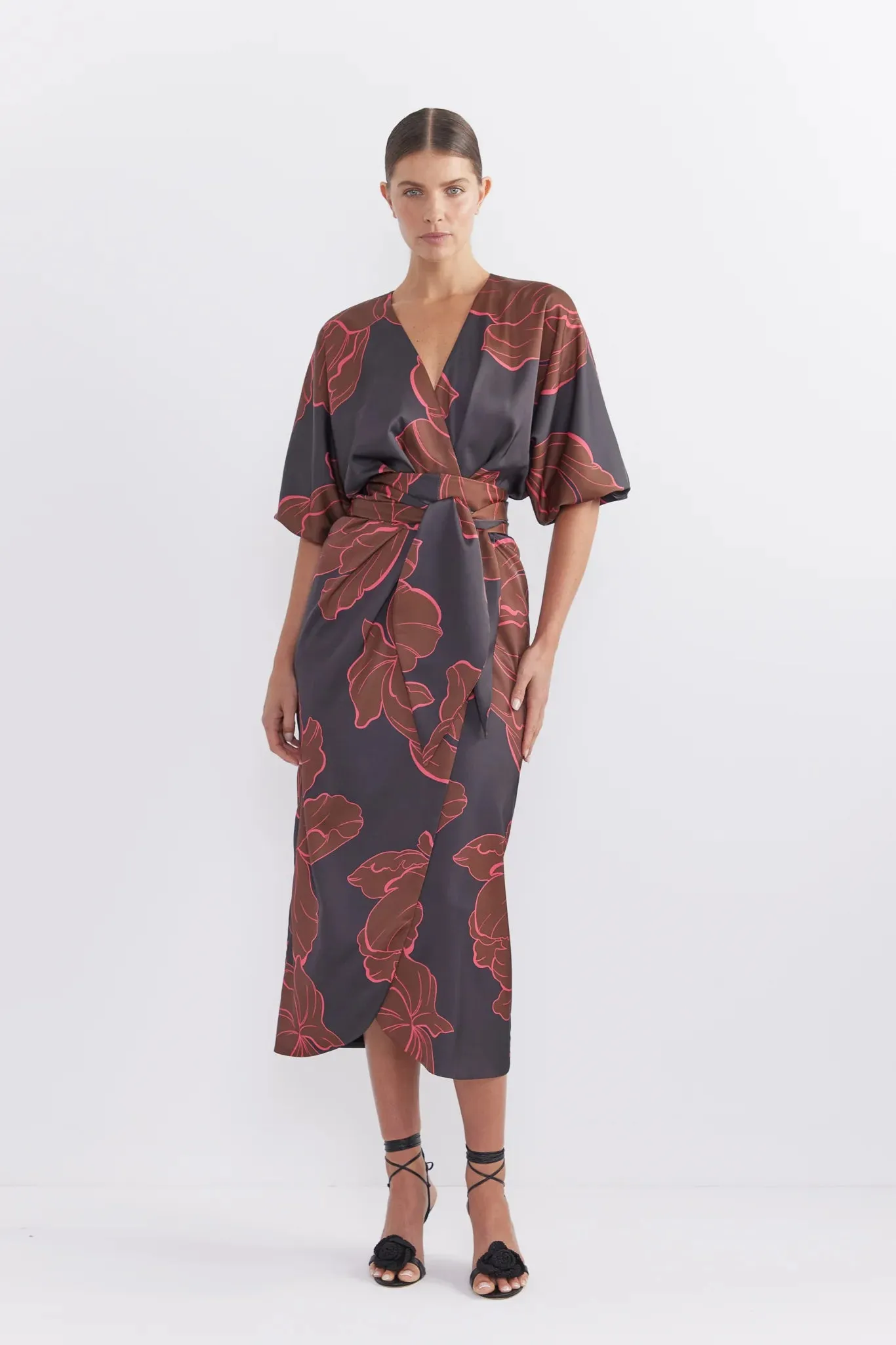 Pasducahs - Farrah Floral Print Wrap Sleeved Midi