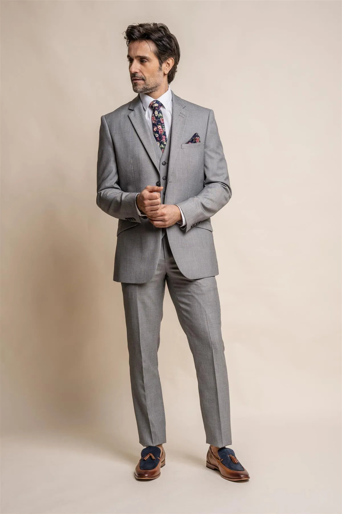 Reegan Grey Long Three Piece Suit