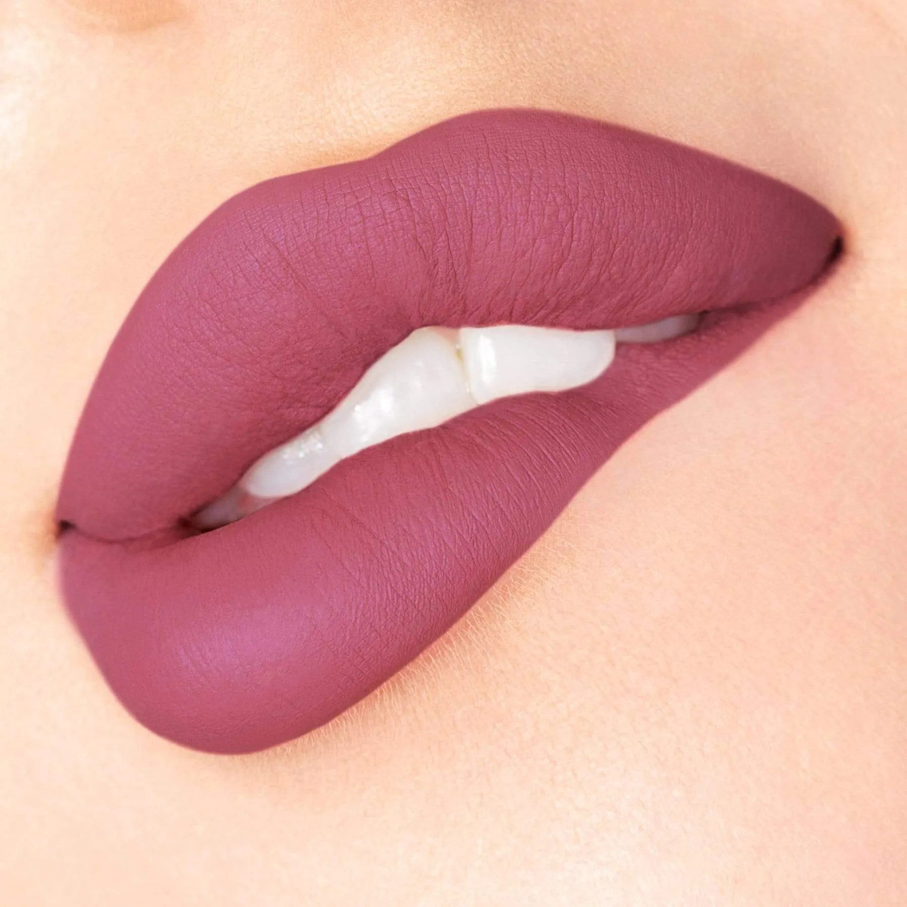 Velvet Matte 12hr Liquid Lip Mini 10. Euphoria