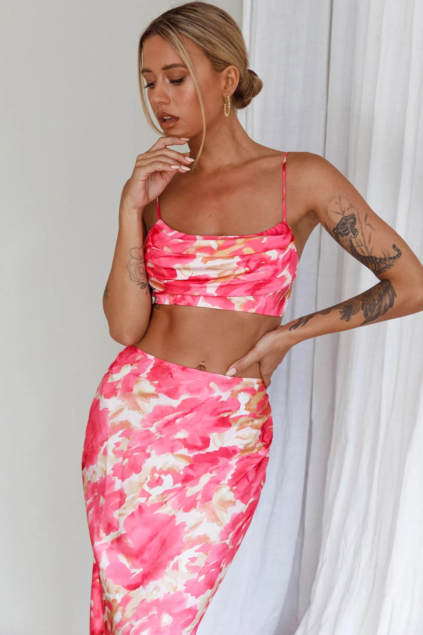 Well Versed Crop Top Abstract Pink