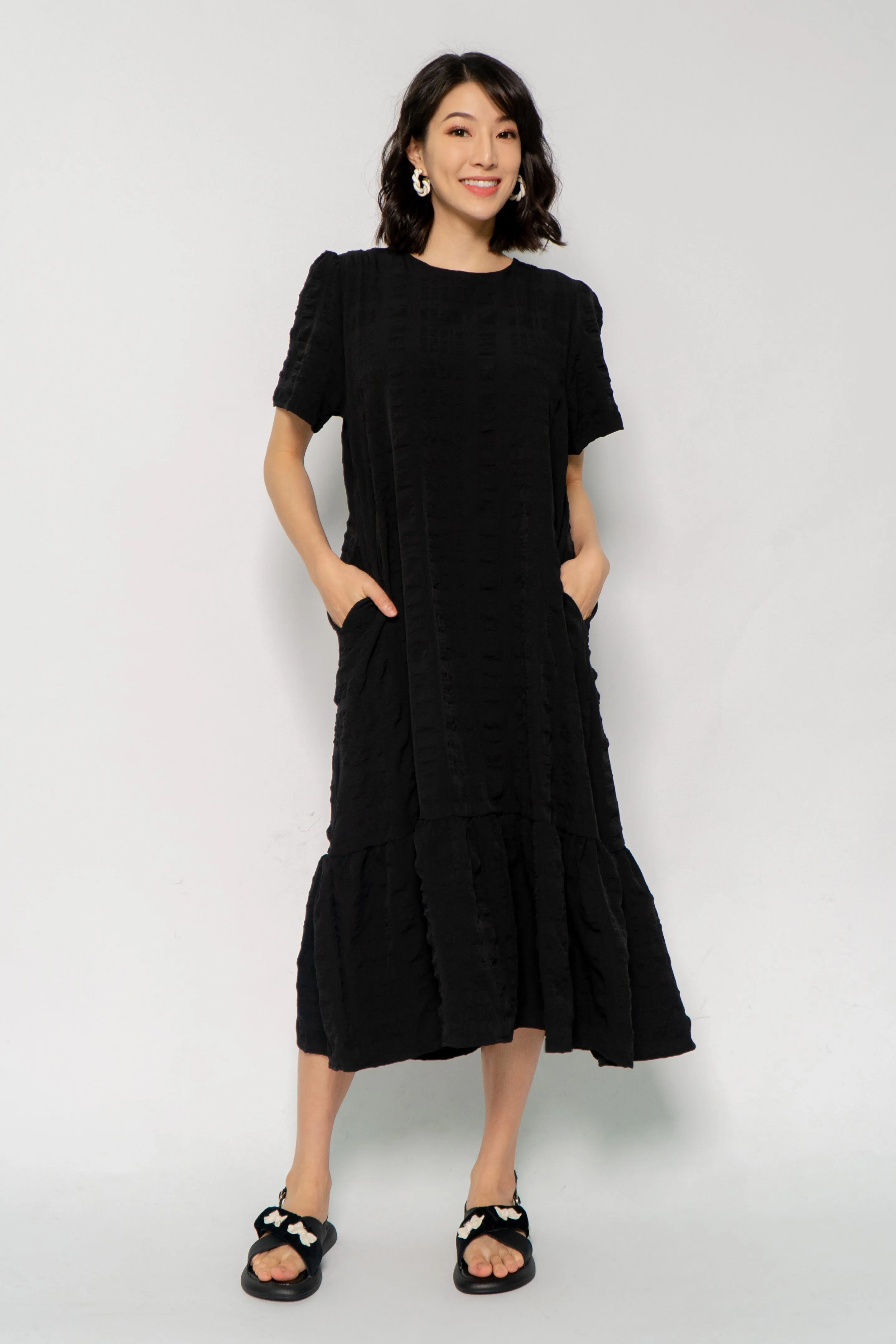 Xing Dress in Black Textured