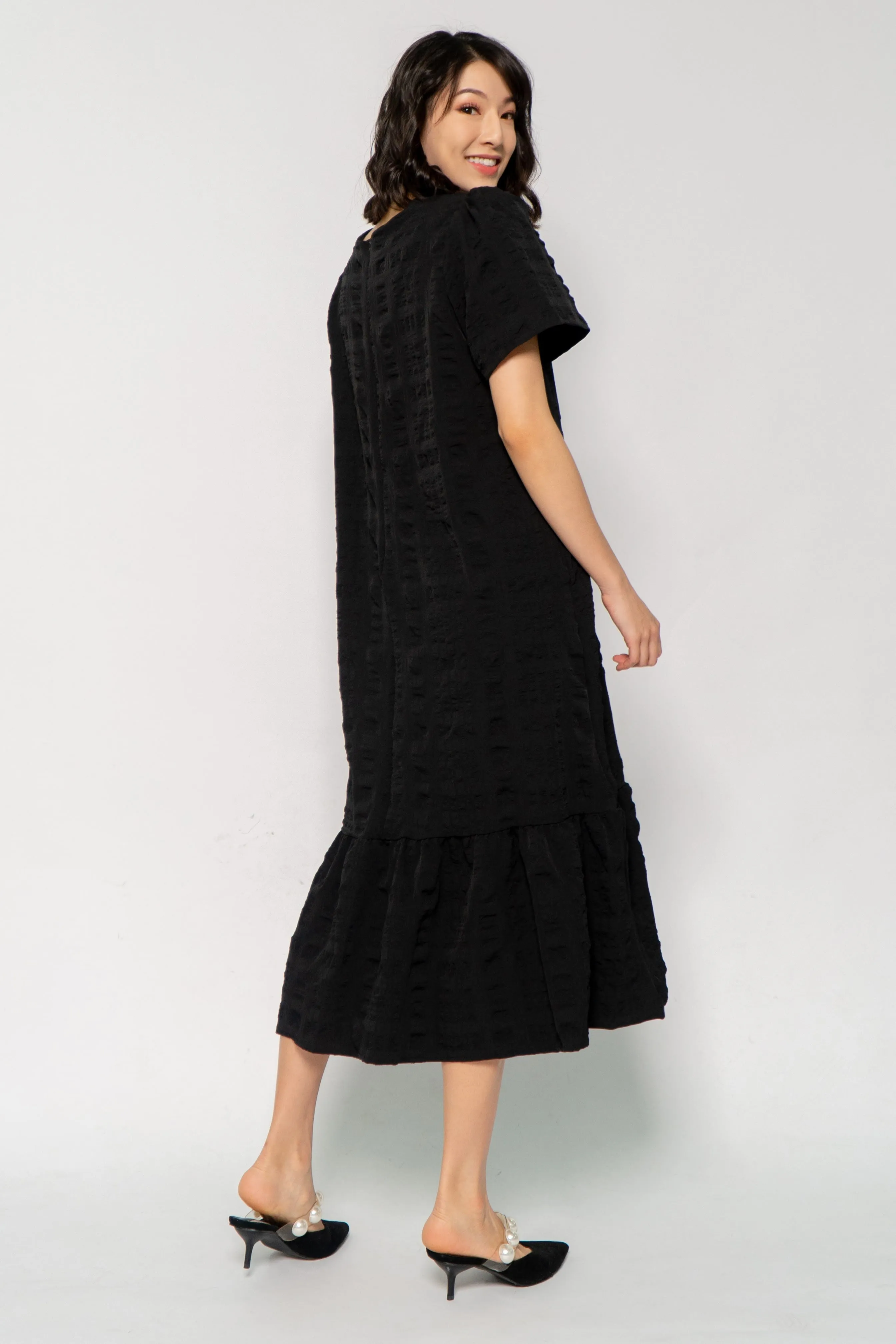 Xing Dress in Black Textured