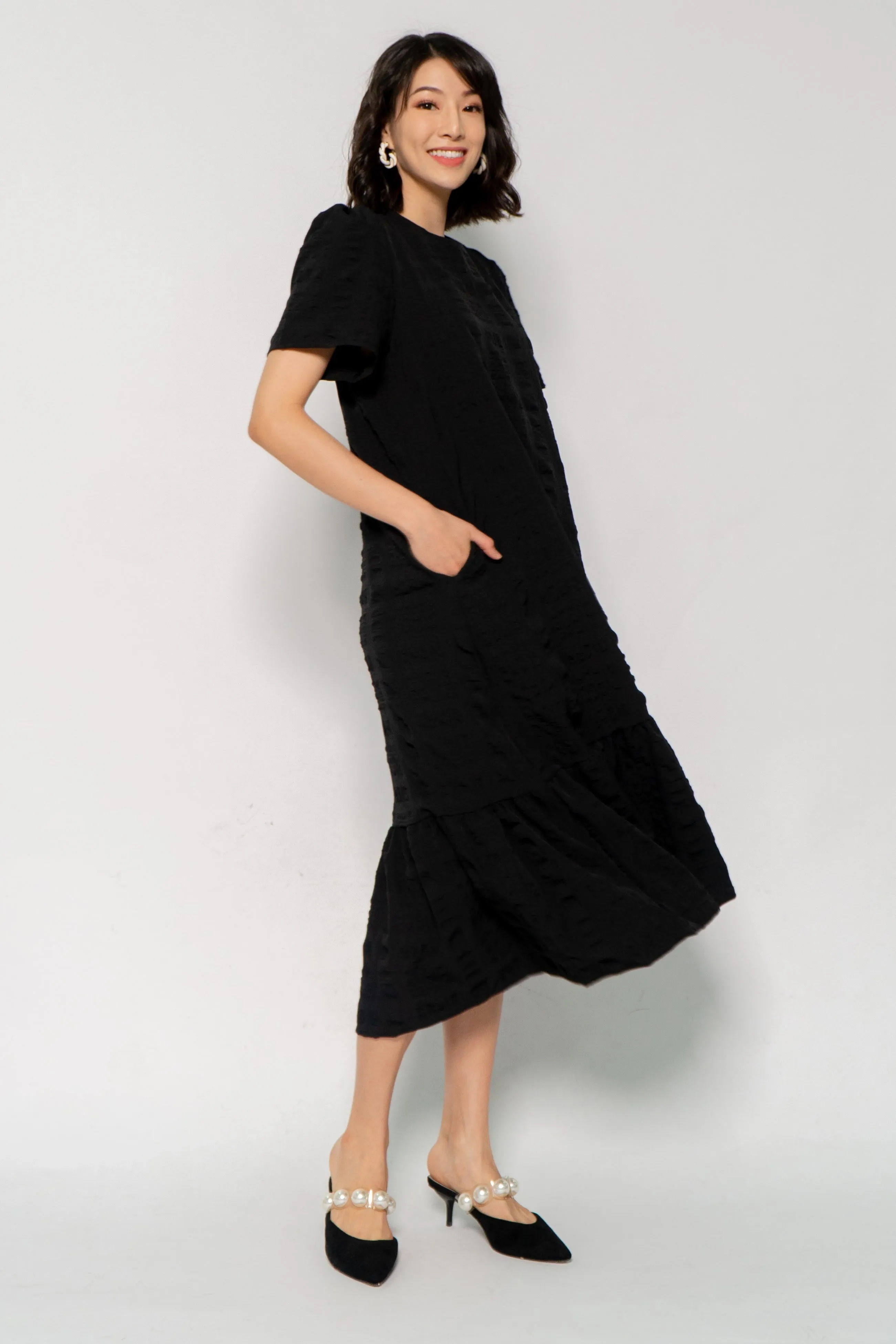 Xing Dress in Black Textured